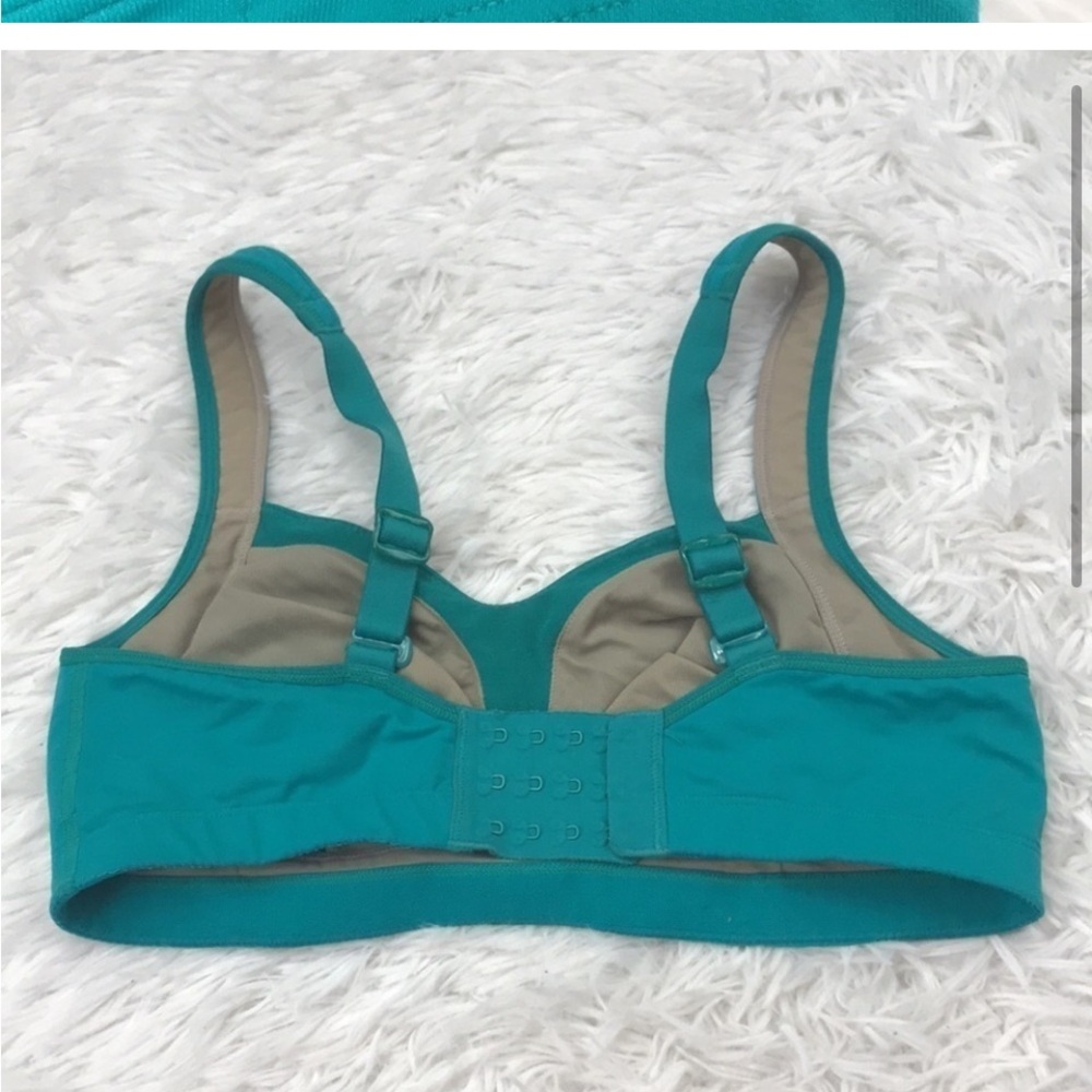 lululemon ta ta tamer turqouise 34D VGUC - Picture 7 of 11